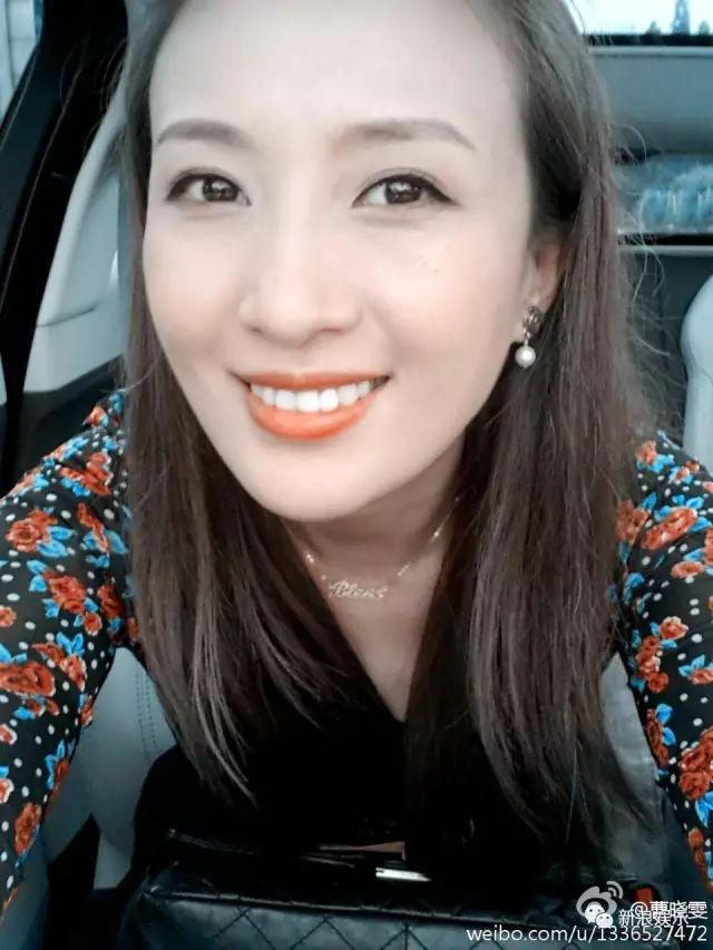 原来 “小姨妈”和老公13年了，《爱情公寓》里的他们都好长情！