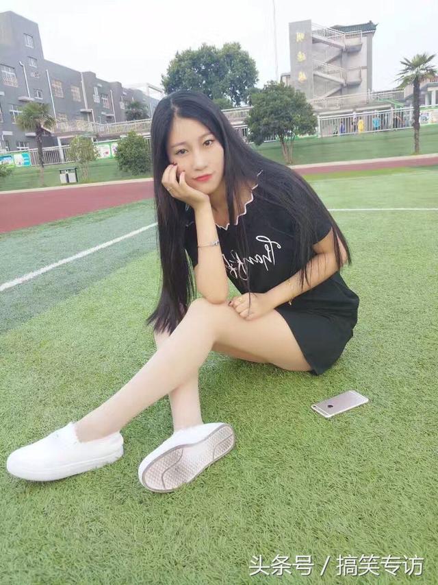 我们的班花,漂亮吗?能为她摄影,是一种幸福!