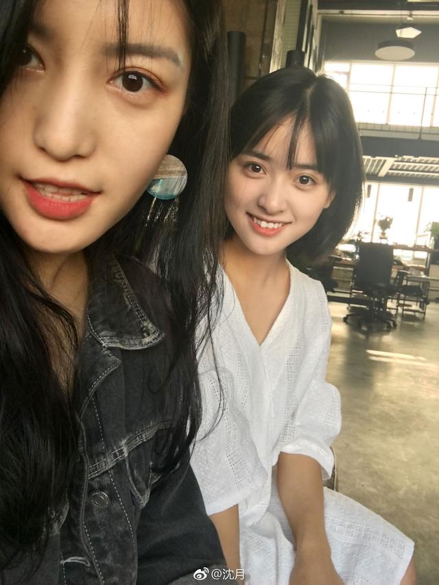 沈月经纪人长得比明星还漂亮，千玺的助理才是真的牛
