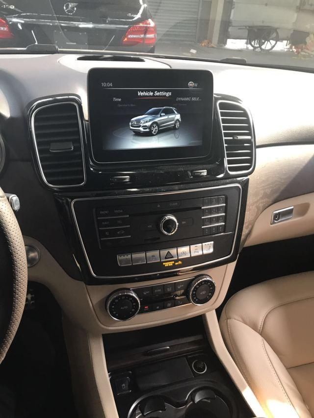 作为奔驰GLE400最为顶尖的产品它的评价都是一致好批评为何