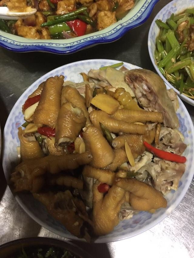 大晚上爸妈做这样的饭菜当宵夜,这是不让我减肥呀!