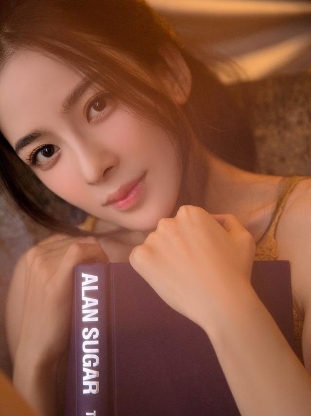 高清照大家看一看,大家觉得生活中的赵韩樱子美不美?