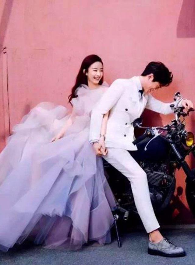 9位女星婚纱照:赵丽颖,林更新,颖宝小鸟依人笑容甜蜜