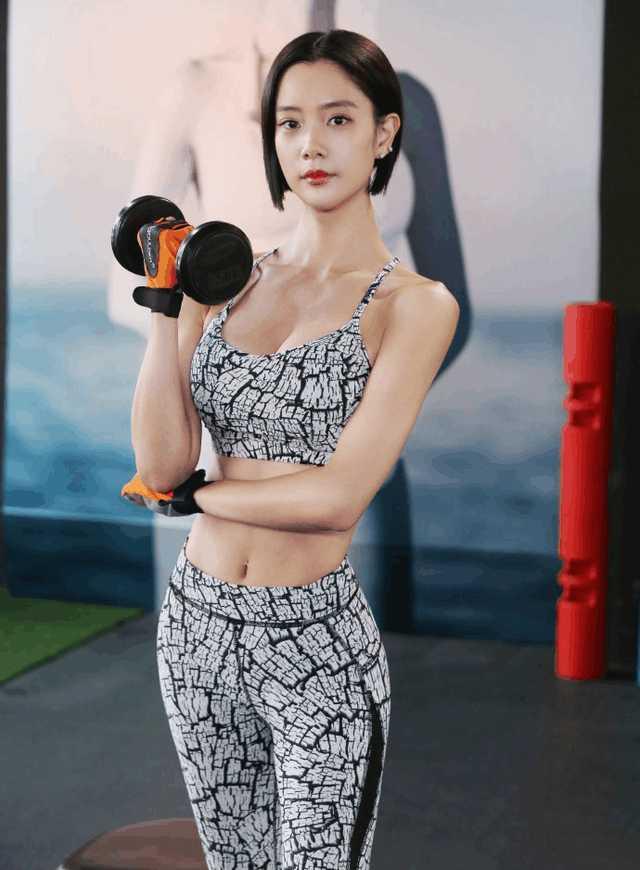 32岁的clara李成敏被称亚洲第一美