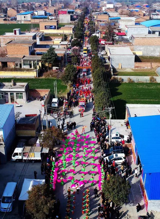 6万人沿路观看迎祭城隍,沣西新城大王镇民俗活动受热捧