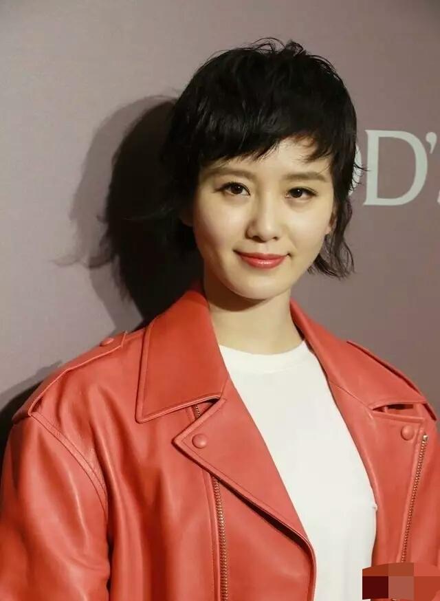 女明星怎么了,有颜不怕毁