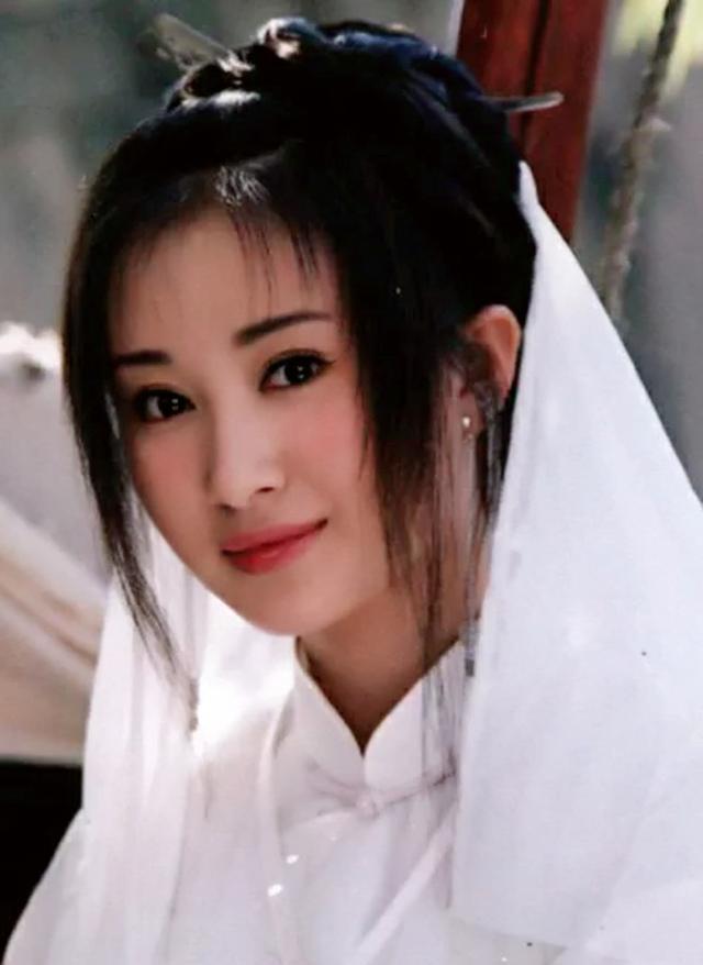15位当红女星的绝美白衣古装造型,郑爽杨幂赵丽颖,你最爱谁?
