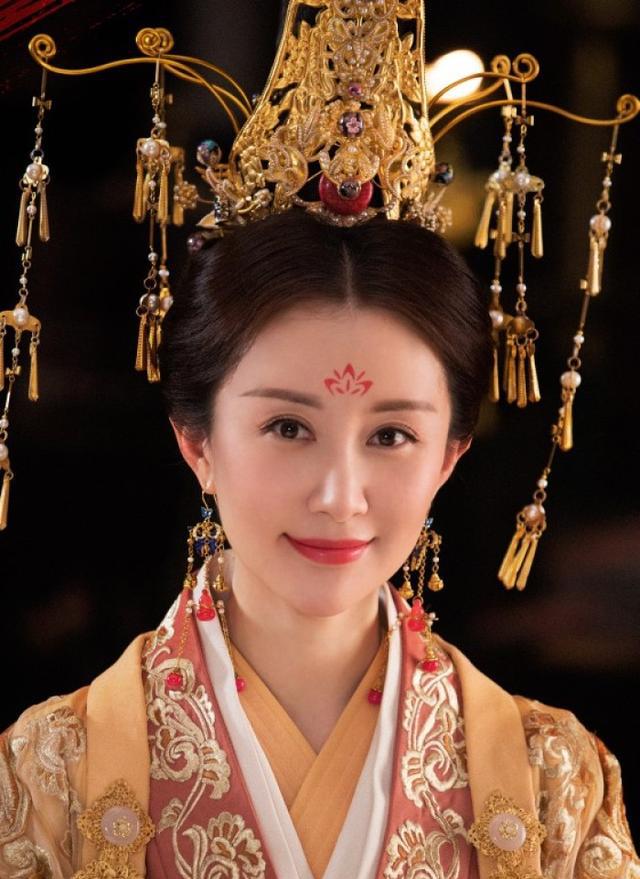 细说那些电视剧惊艳的“古装女造型”,杨紫这个我好喜欢