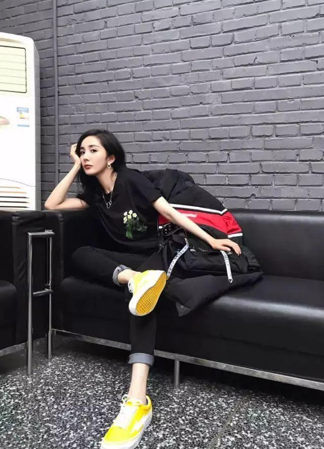 2018春夏新品‖ 疯狂种草杨幂款PARADA 尼龙包!