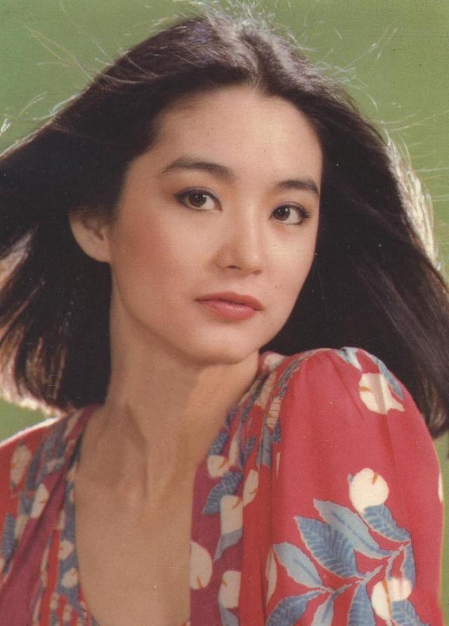 不明白为什么有人说get不到林青霞的美?其实就