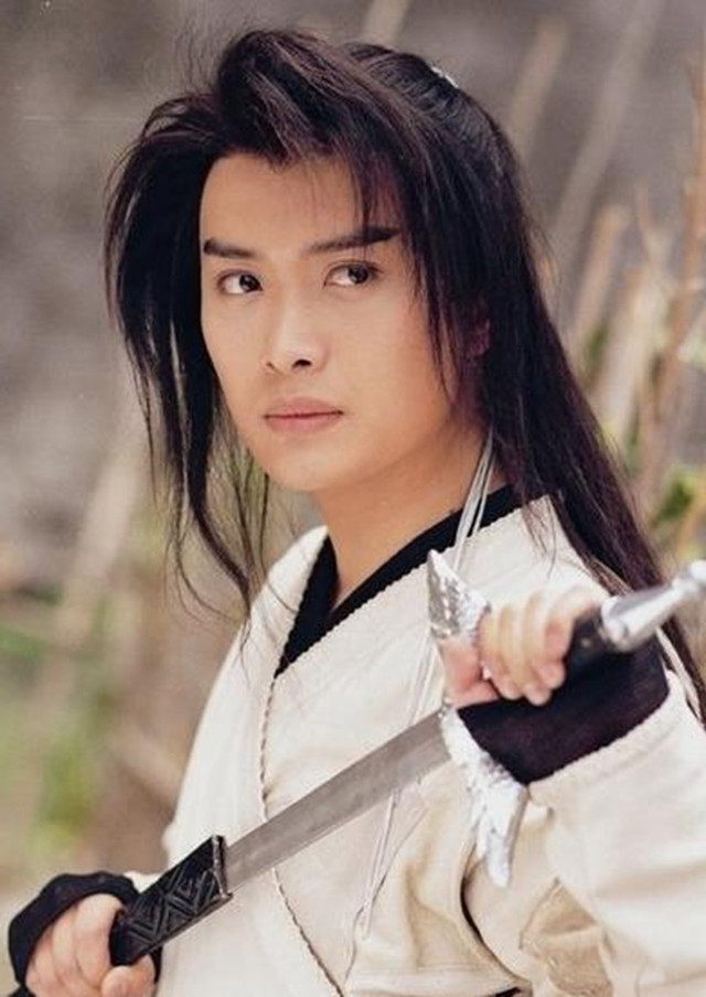 古装剧中的白衣男神:焦恩俊仅排第3,古天乐第2,第1帅到没朋友