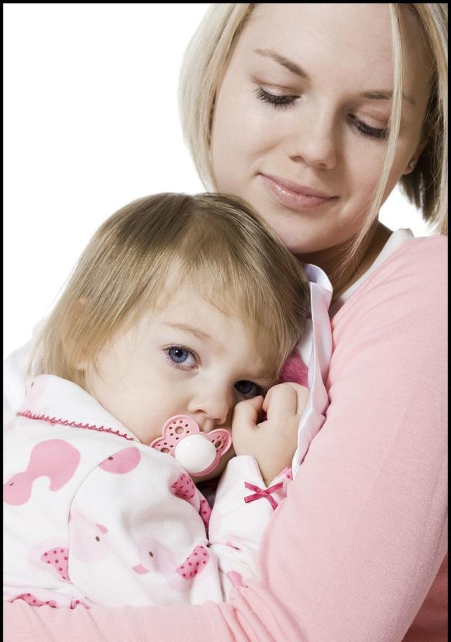 女儿百日当天,小姑子给我转了一万红包,钱收后