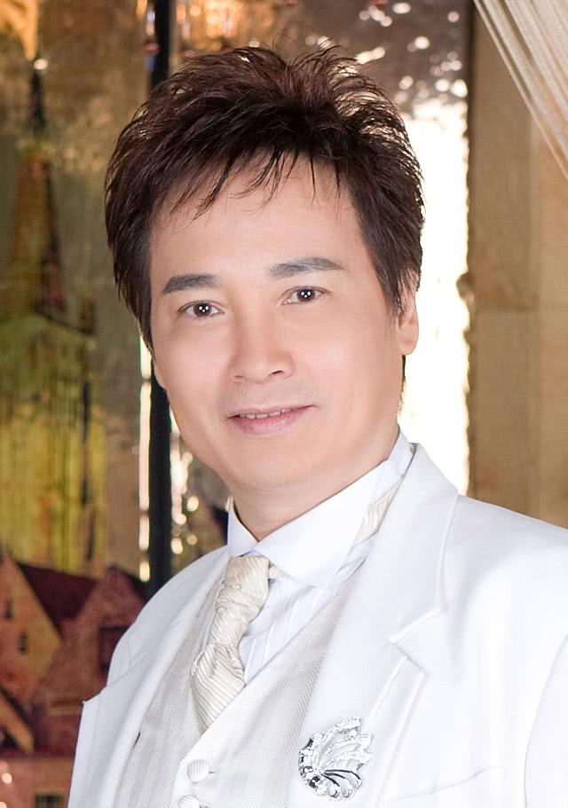 潘迎紫70岁还嫩如少女，那么与她合作过的男演员现在都啥样？