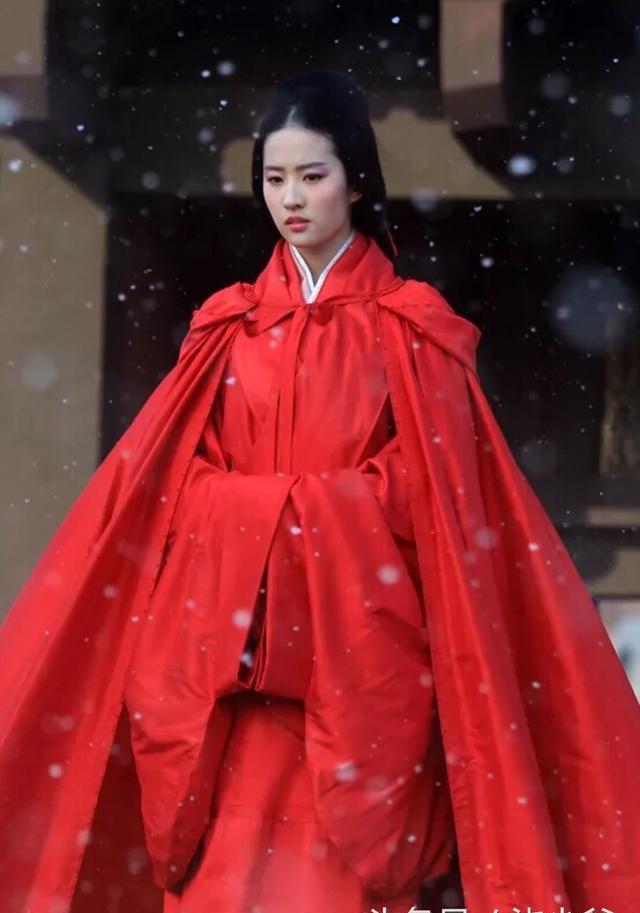 刘亦菲|《铜雀台》里惊艳绝伦的红衣灵雎