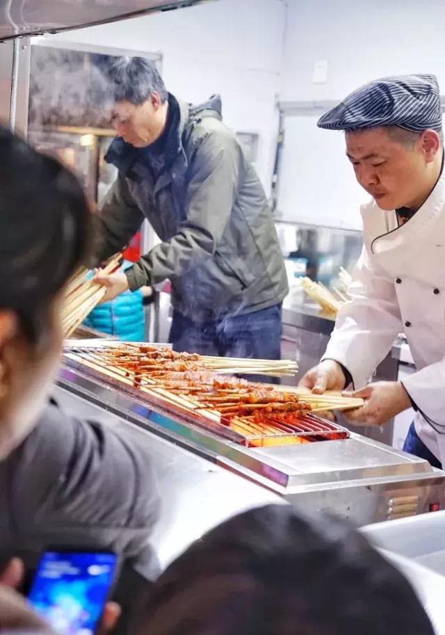 福州达明路美食街竟爆出惊人“内幕”！为你定制の玩Fun攻略~