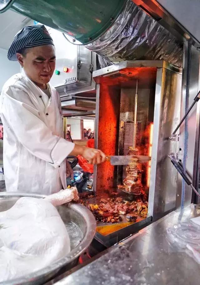 福州达明路美食街竟爆出惊人“内幕”！为你定制の玩Fun攻略~