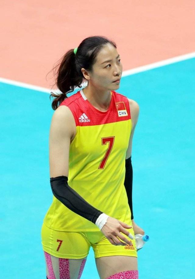 来看看最靓体坛美女吧|美女|田径|中国女排_新浪新闻