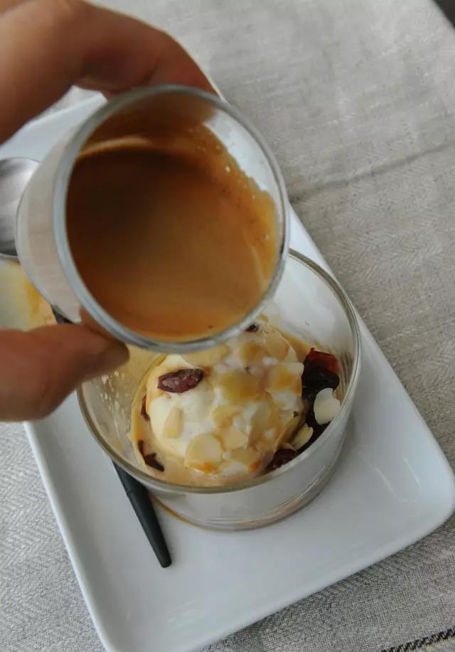 一杯高格调网红,意大利传统咖啡味饮料