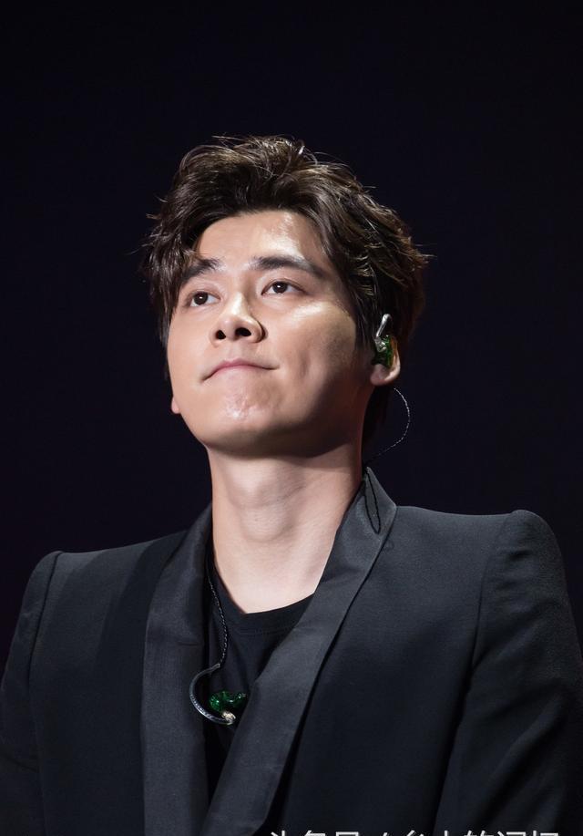 娱乐圈的五大硬汉,鹿晗第三,吴亦凡是第一吗