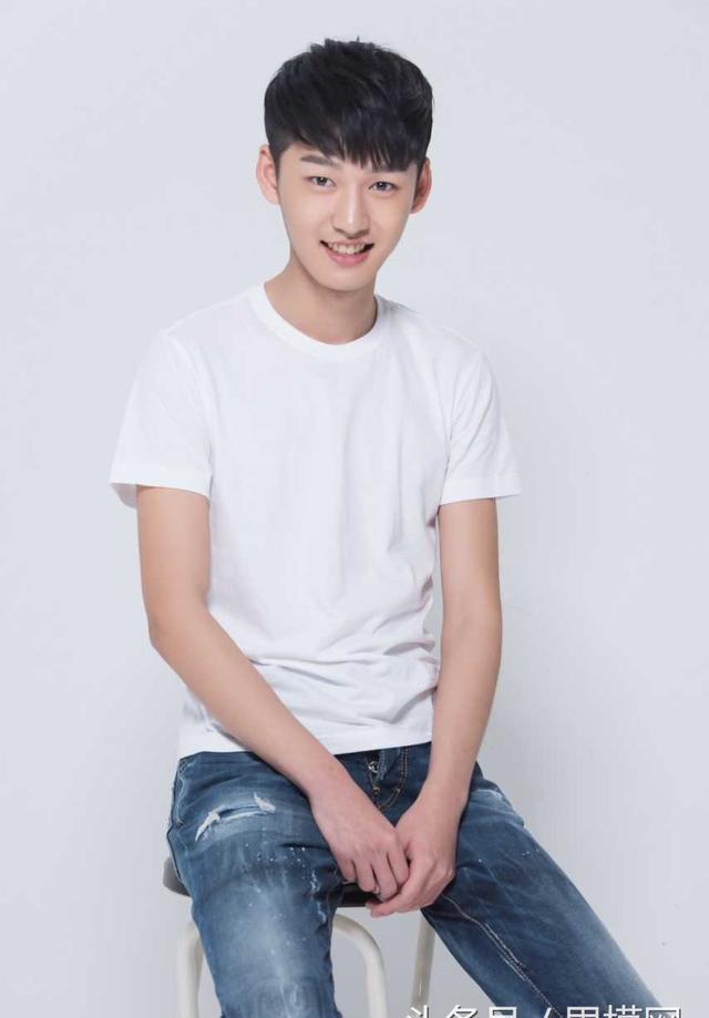 北京男模付伟伦