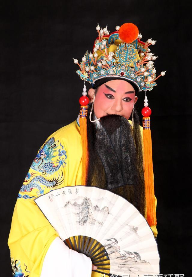 唐喜成大师经典代表剧目《三哭殿》,《辕门斩子》经典选段   唐喜成