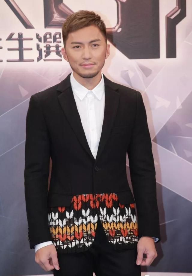 TVB袁伟豪假情深真花心，禁欲半年只为钓中亿万千金港姐张宝儿