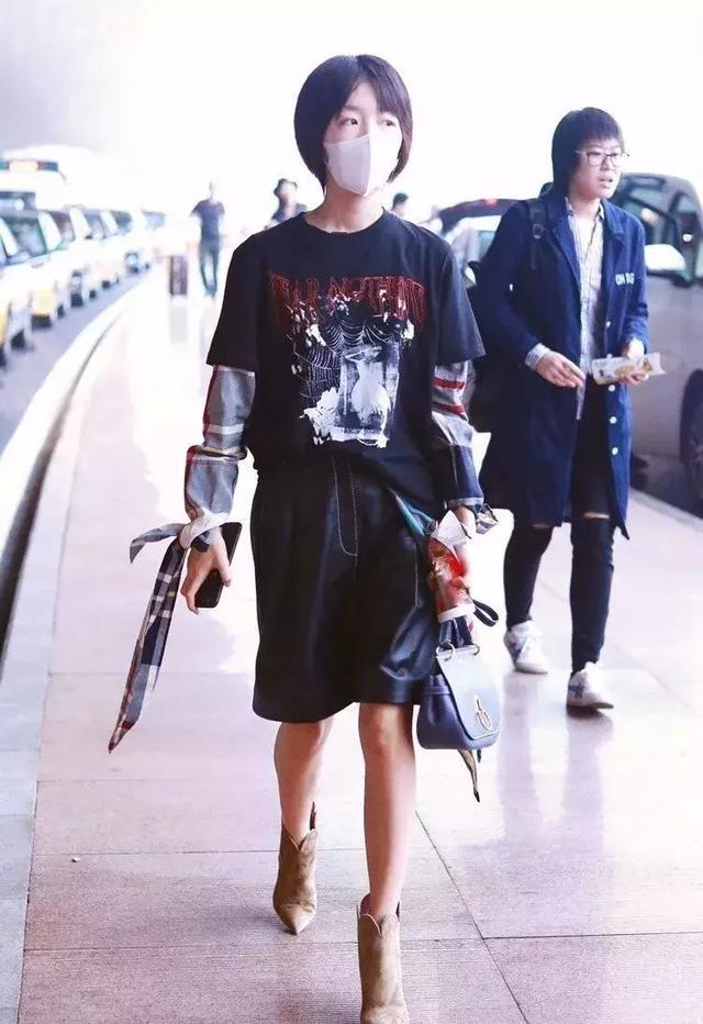 终于知道小个子视频穿瘦瘦高高!我翻男人伺候女生女生图片