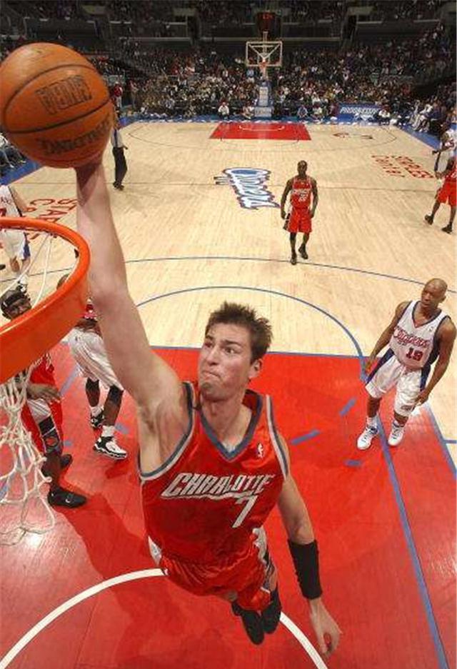 NBA新赛季|2017固特异赞助骑士队,詹姆斯中国