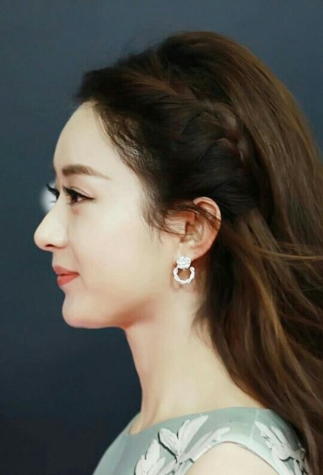 Angelababy侧颜,侧颜很丑的女明星 angelababy,赵丽颖,杨幂的侧颜真的是美翻了呀!