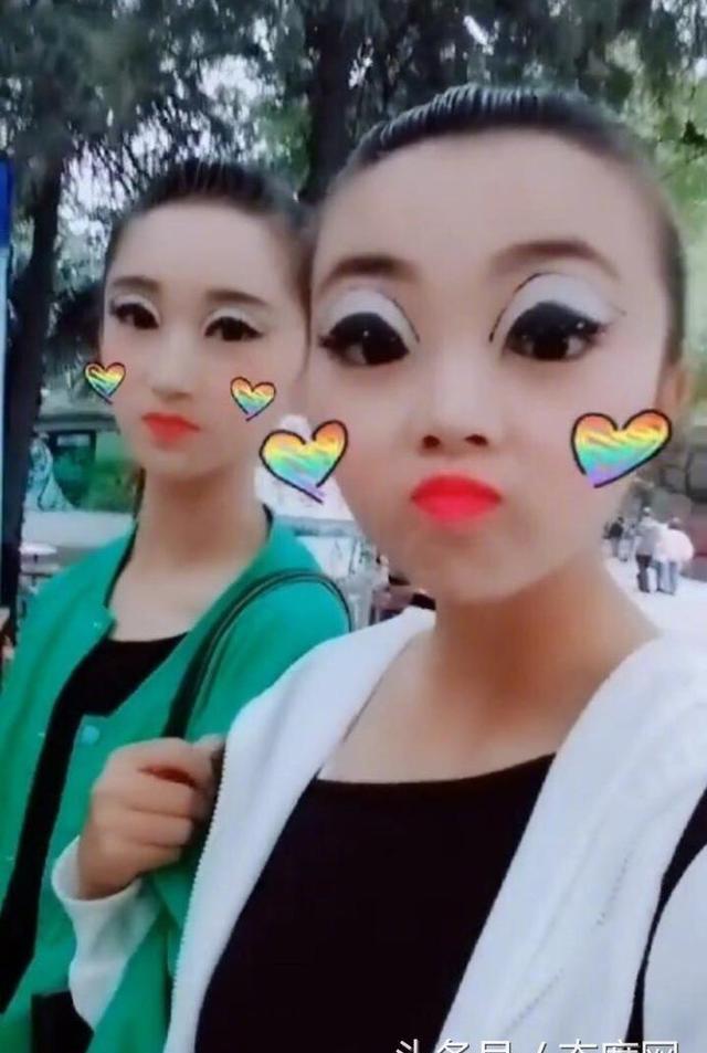 快手最近的眼妆和眉毛,发生了什么事?