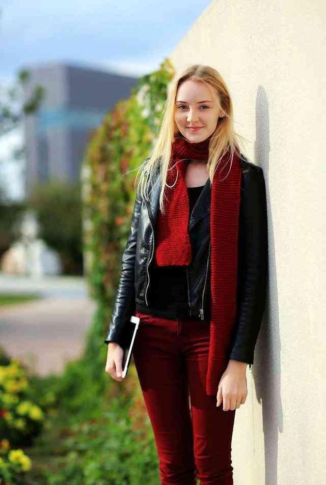 俄罗斯女大学生怀孕可享受三个月产假, 竟然还有多项生育补贴