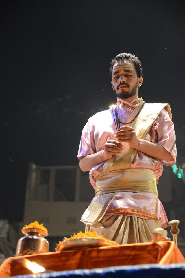 一个中国人的困惑:明明皮肤黑,为什么印度人都