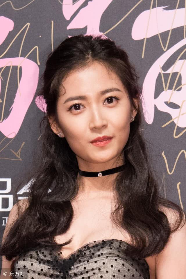 新版赵敏扮演者陈钰琪离开修图，颜值下降被网友太嫌弃