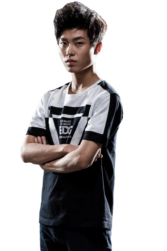 RNG官宣:扣肉\/童扬童无敌已离队!网友:为什么