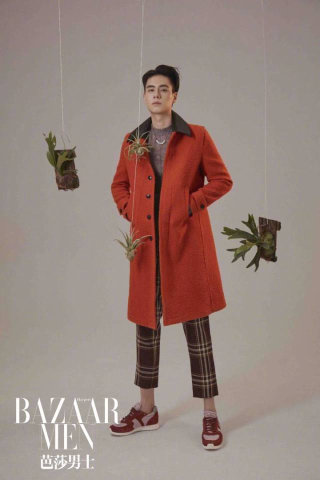 最惨爱豆胡一天:粉丝认错人,抄袭白敬亭文案,得