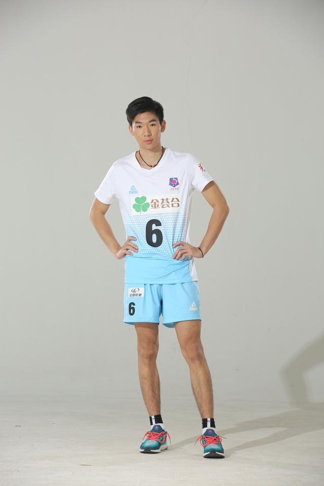 看帅哥喽 河北男排最新大片出炉