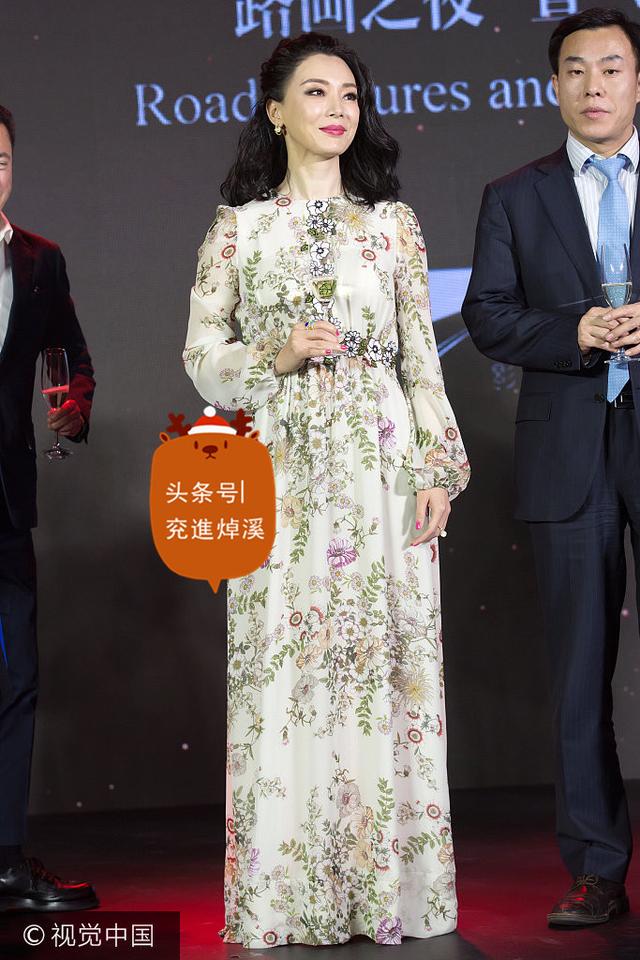 陈数近照脸没法看了！嘴歪脸僵到不行，才40岁整容后遗症就明显了