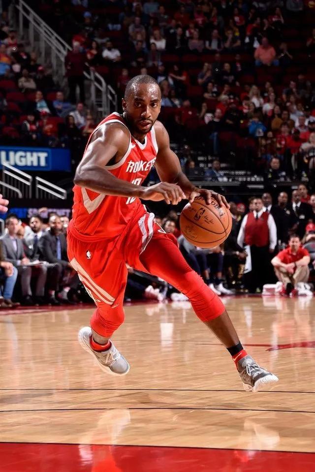 nba巨星之子!宁愿拿着底薪打球,也不想回家继承亿万家产