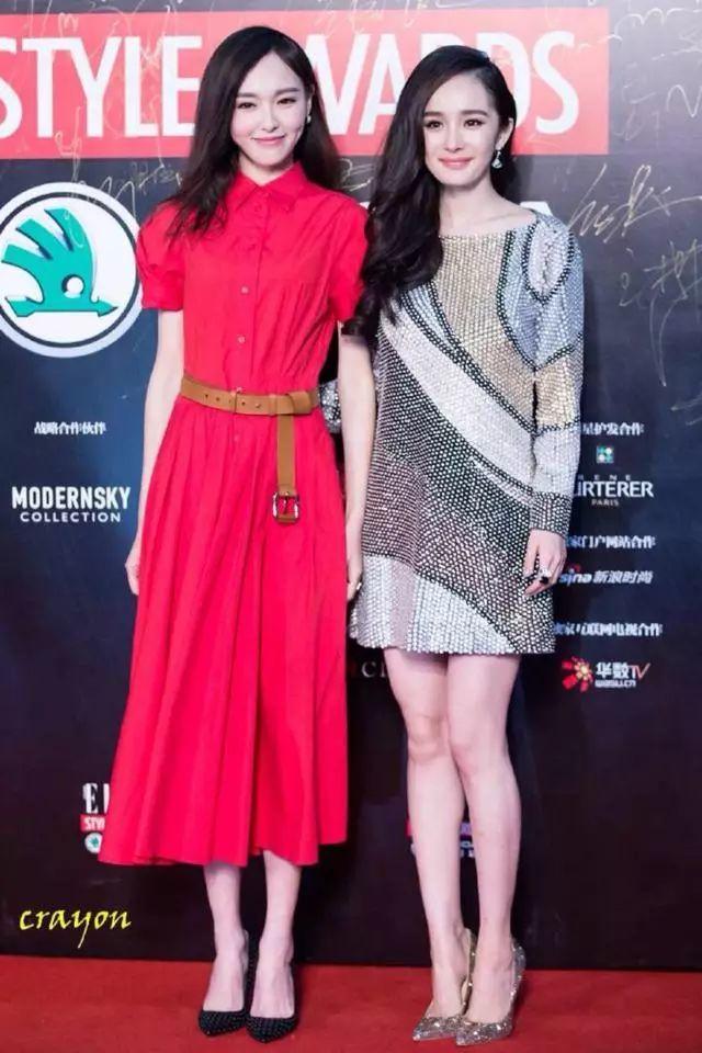 明星身高成迷! 杨颖迪丽热巴和杨幂站一起, 竟都比166的她低!