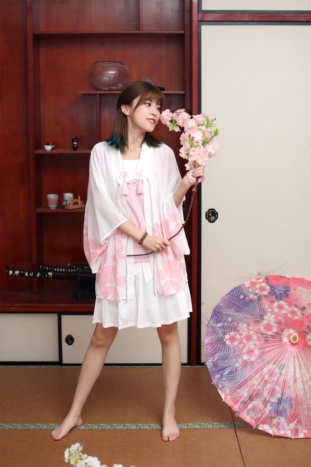 国内著名直播平台斗鱼开启韩国行, 带你一起