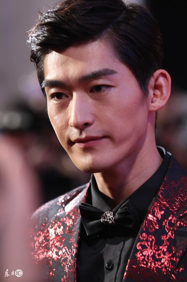 重温《战狼2》,关于吴京、吴刚、张翰和卢靖姗