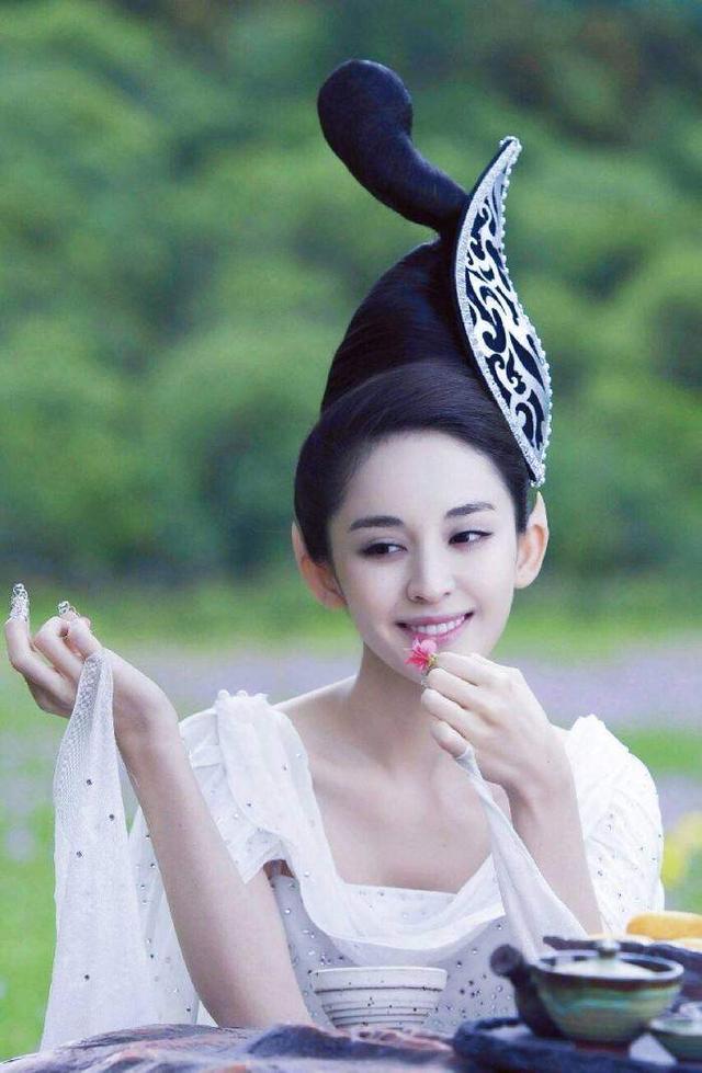 饰演过狐狸精的女明星，你最喜欢哪位?