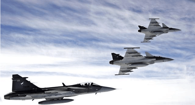 与美国关系好的泰国为啥不买F16却买了鹰狮战