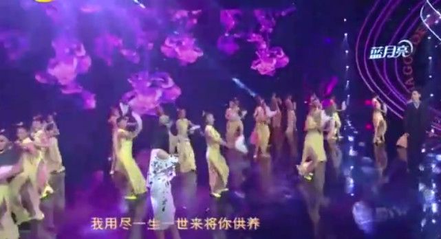 《爱的供养》唱的最差的歌手居然是她，简直出入意料...