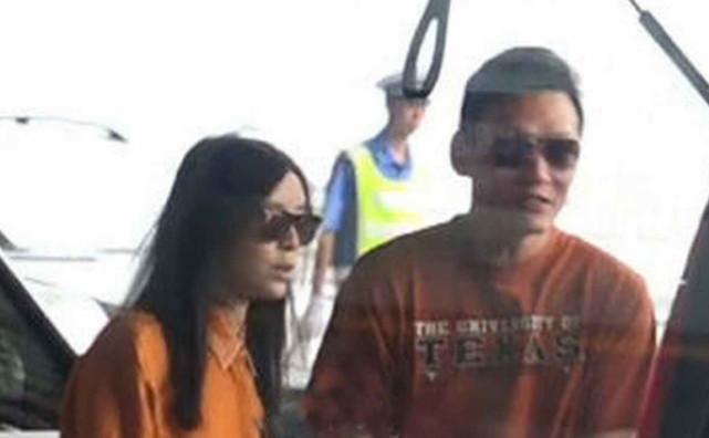 张静初约会男友这一个动作超加分 张静初男友文心个人资料背景