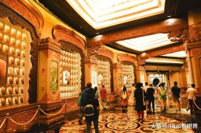 耗资40亿, 全世界唯一一枚佛顶骨舍利供奉塔, 是美景还是佛境