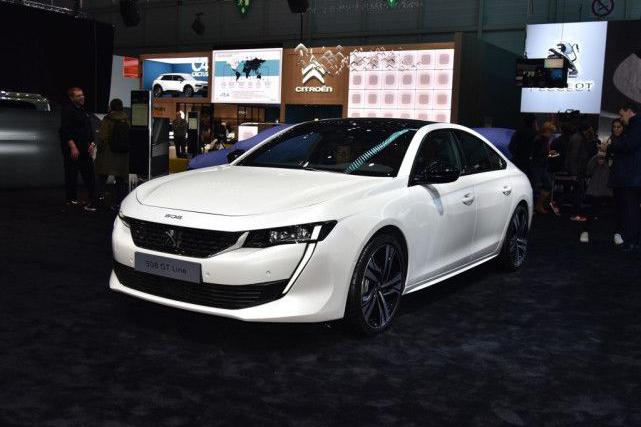 无框车门+飞机座舱+8AT，全新标致508与“B级车霸主”只差营销？