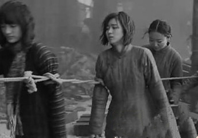 侵华战争期间，日本皇军为什么如此疯狂地蹂躏中国女战俘?