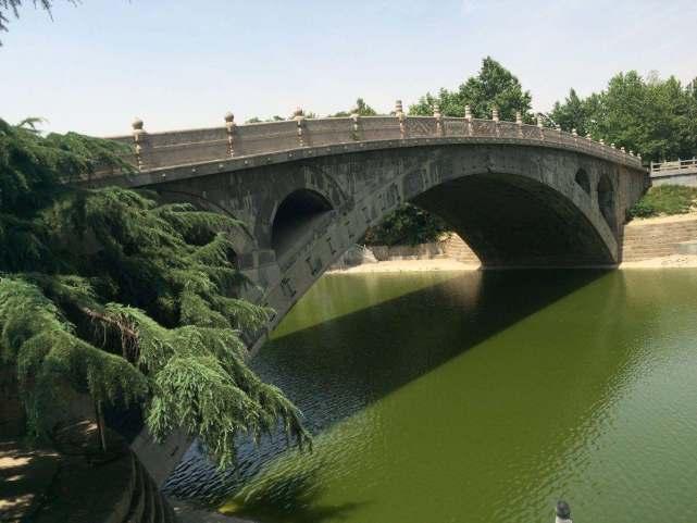 世界上最古老的石桥, 中国牛坚强, 扛过1400年8场地震而不倒