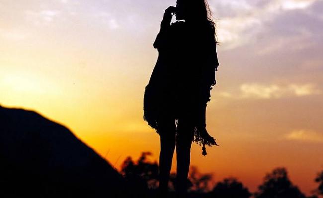 跟男友订婚,未来婆婆却要卖掉我的婚房,我怒提